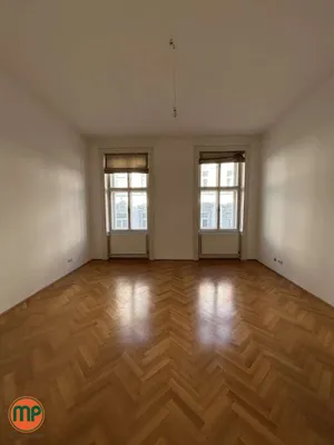 Beste Lage trifft Altbaucharme - 2 Zimmerwohnung am Schwarzenbergplatz – Bild 2