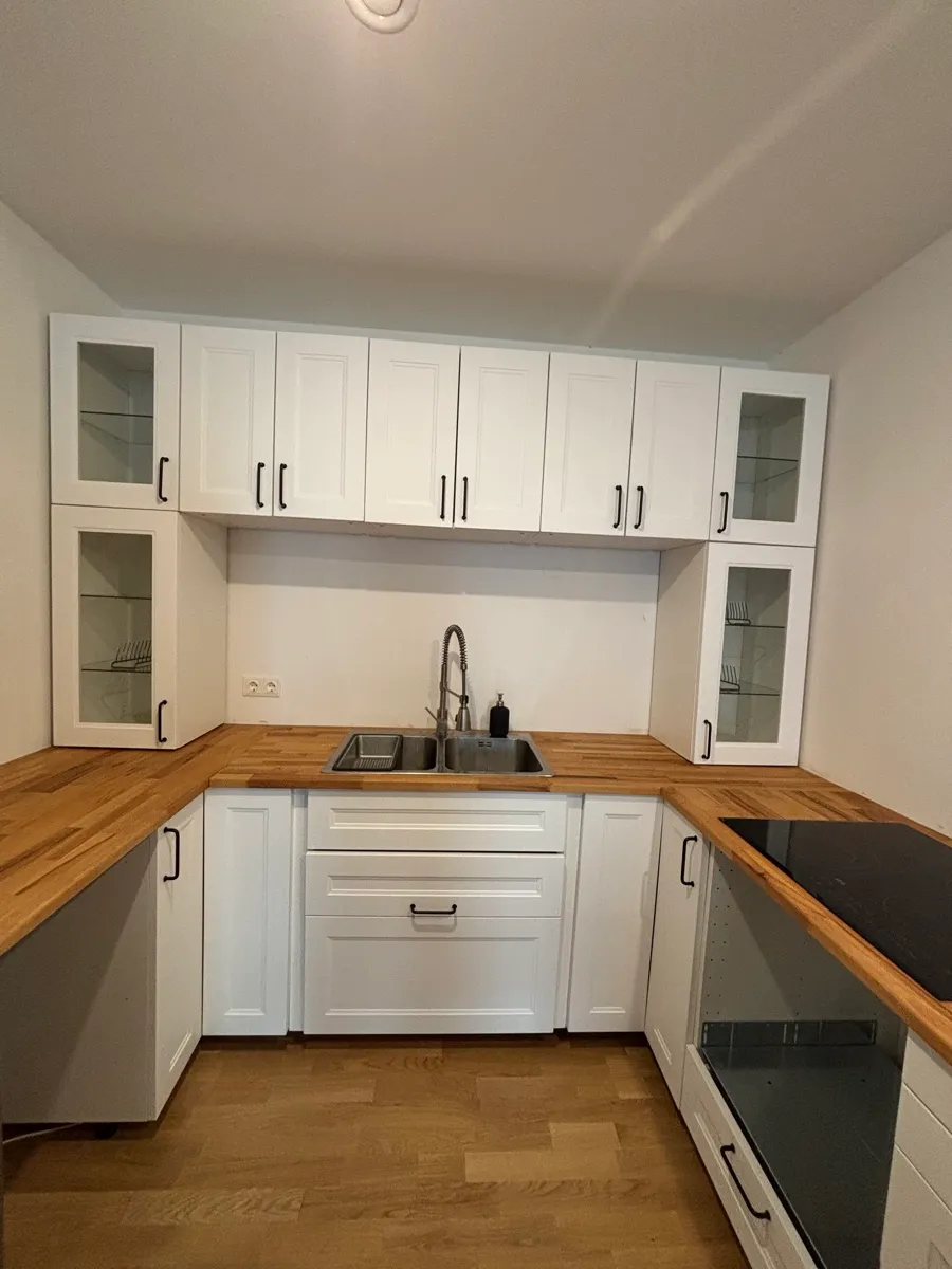 U-Küche zu verkaufen, neuwertig, € 5.990,- (3071 Böheimkirchen)