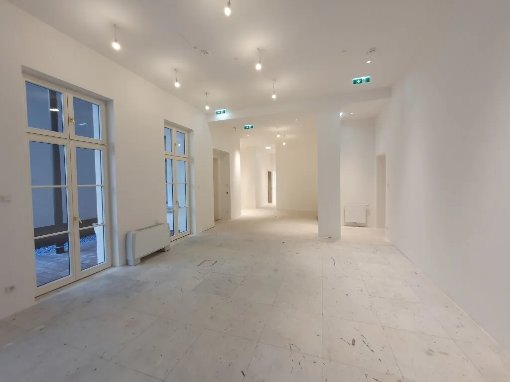 ERSTBEZUG - Repräsentatives Büro in der Rathausstraße mit kleiner Terrasse zum Innenhof ausgerichtet - Ansicht 3
