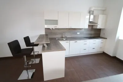4-Zimmer-Haus mieten in Baden – 170 m², € 1.590 – Bild 3 von 17