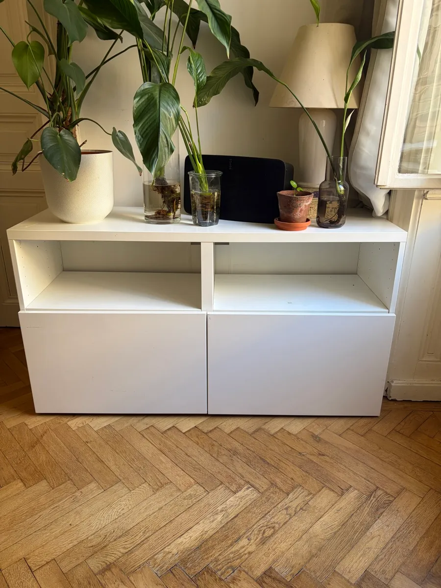 IKEA Sideboard / TV-Bank weiß Hochglanz, € 80,- (1130 Wien)
