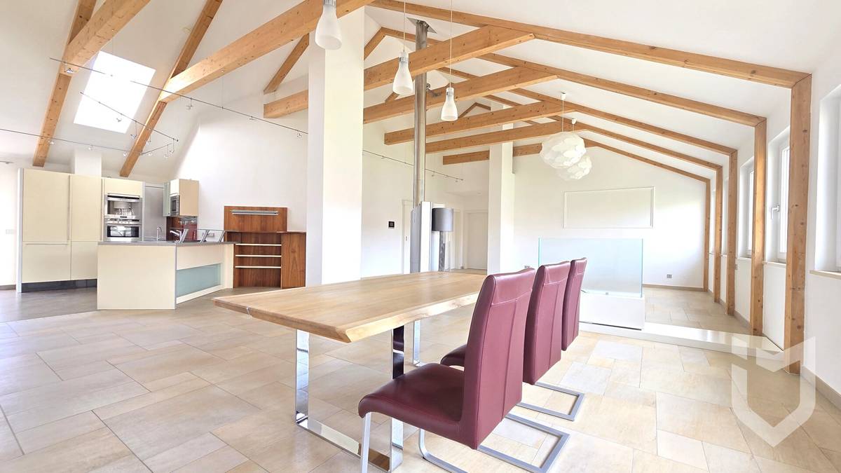 PENTHOUSE DIREKT AM HAUPTPLATZ - ZENTRAL UND DENNOCH RUHIG - Ansicht 2