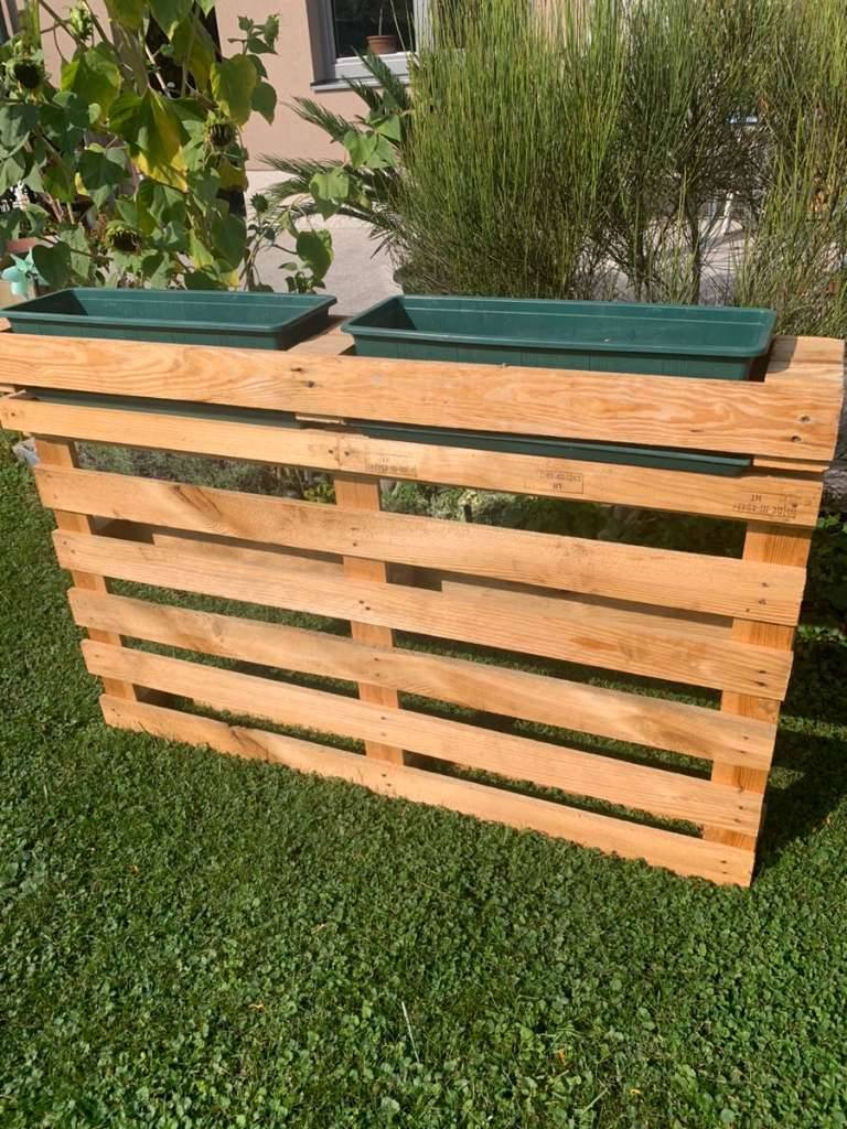 Palette fr 2 Blumenksten, (ohne Blumenkasten),  29,- (3362 Mauer bei  Amstetten) - willhaben