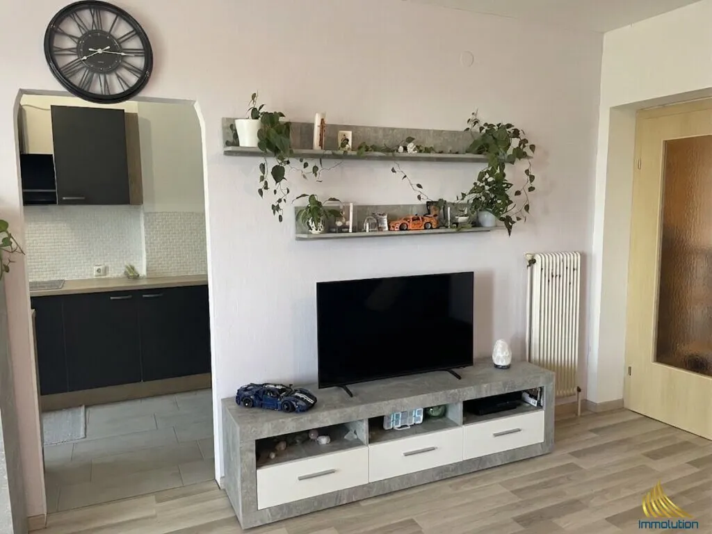 3-Zimmer-Wohnung mit Balkon in zentraler Lage - Ansicht 3