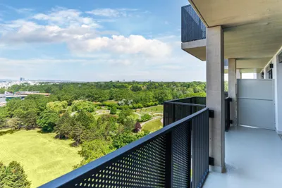 Moderne 2-Zimmer-Wohnung mit Weitblick-Balkon bei U1 Oberlaa/Therme Wien! – Bild 3
