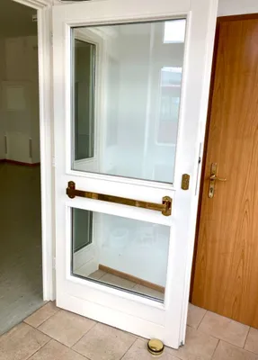 3-Zimmer-Gewerbeimmobilie mieten in Wiener Neustadt Land – 2 400 m², € 3.470 – Bild 12 von 31
