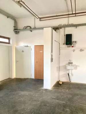 3-Zimmer-Gewerbeimmobilie mieten in Wiener Neustadt Land – 2 400 m², € 3.470 – Bild 8 von 31