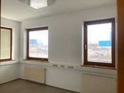 3-Zimmer-Gewerbeimmobilie mieten in Wiener Neustadt Land – 2 400 m², € 3.470 – Bild 16 von 31