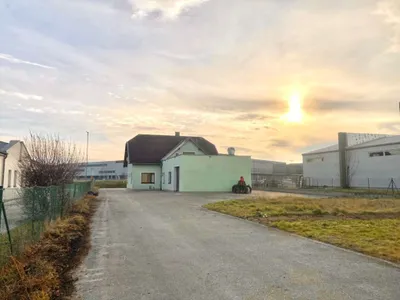 3-Zimmer-Gewerbeimmobilie mieten in Wiener Neustadt Land – 2 400 m², € 3.470 – Bild 10 von 31