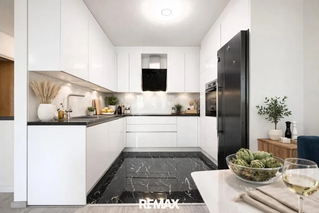 Elegante Terrassenwohnung in Bestlage von Telfs - urbaner Komfort trifft alpine Aussicht - Ansicht 2