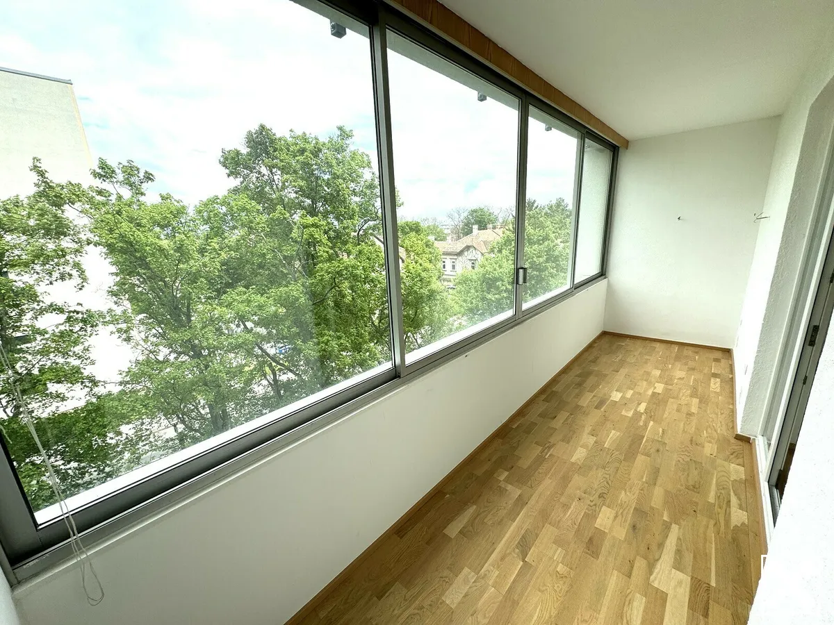 MIETE! Komplett renovierte Zwei-Zimmerwohnung im 3. Liftstock mit sonniger Loggia! - Ansicht 2