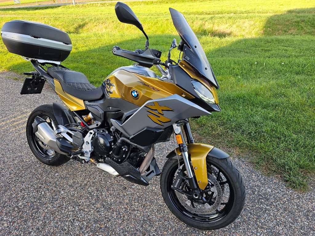 BMW F 900 XR Tourer