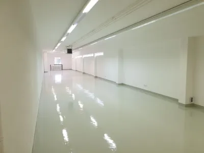 Gewerbeimmobilie kaufen in Hollabrunn – 300 m², € 249.000 – Bild 3 von 7