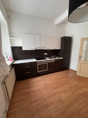 Gewerbeimmobilie mieten in Steyr – 44 m², € 600 – Bild 3 von 10