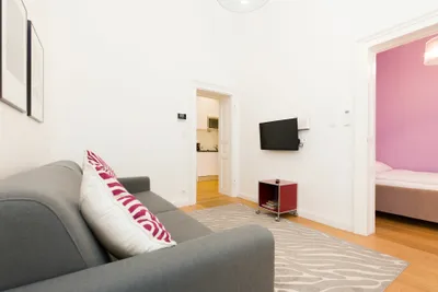 9-Zimmer-Wohnung mieten in Wien – 215 m², € 9.900 – Bild 33 von 40