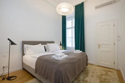 9-Zimmer-Wohnung mieten in Wien – 215 m², € 9.900 – Bild 15 von 40