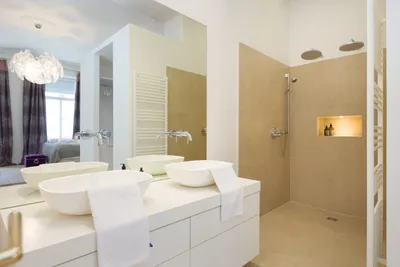 9-Zimmer-Wohnung mieten in Wien – 215 m², € 9.900 – Bild 11 von 40