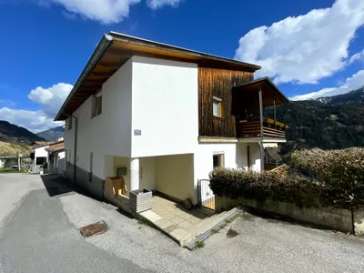 4-Zimmer-Wohnung mieten in Imst – 119 m², € 1.476 – Bild 2 von 23