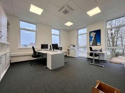 Gewerbeimmobilie mieten in Urfahr-Umgebung – 124 m², € 1.812 – Bild 2 von 9
