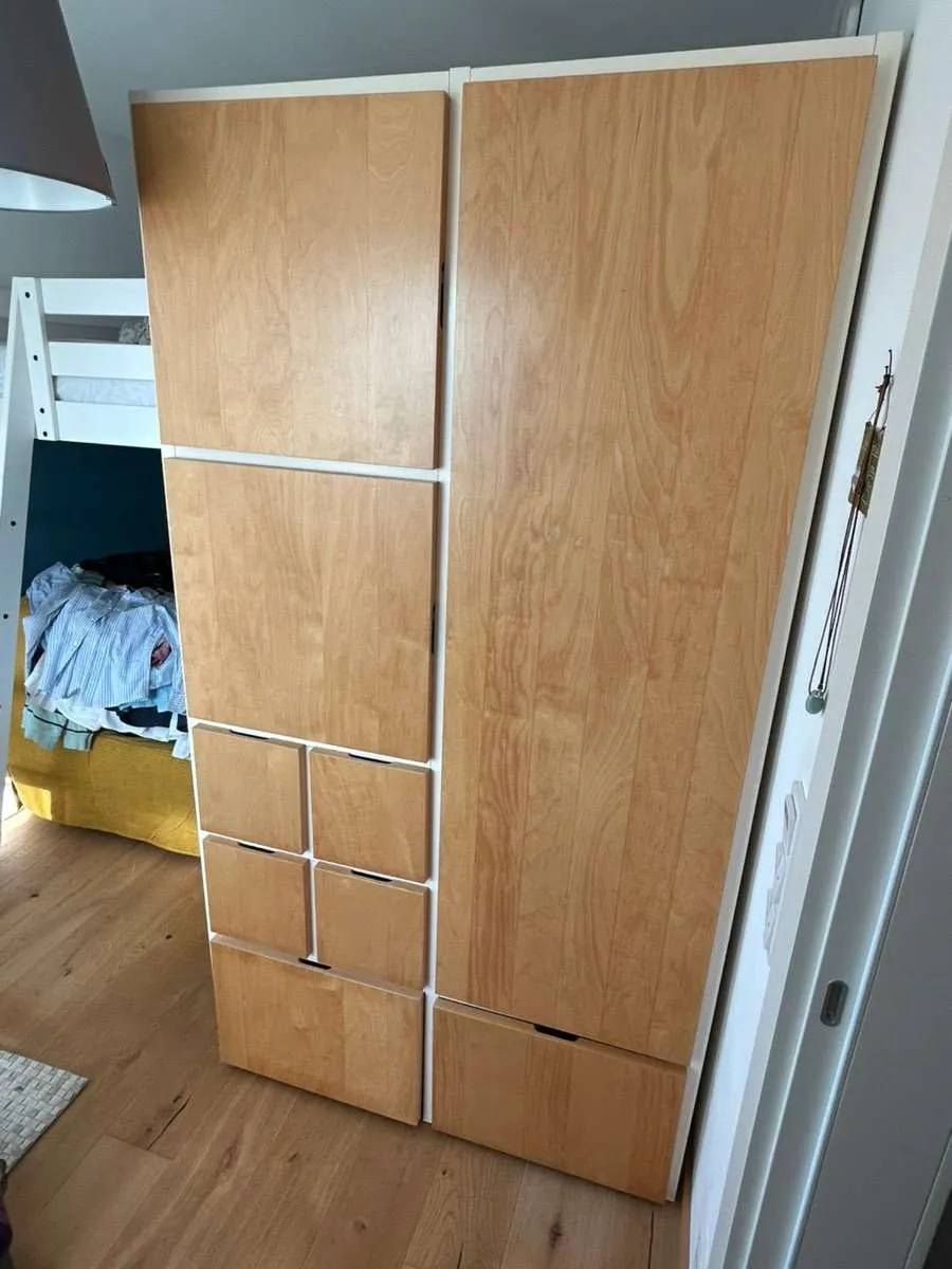 Kleiderschrank IKEA RAKKE, € 0,- (1140 Wien)