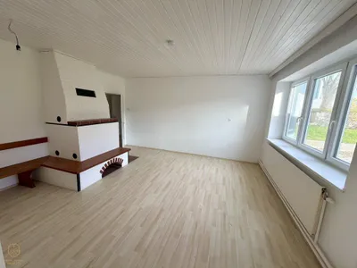 8-Zimmer-Haus kaufen in Sankt Pölten Land – 225 m², € 179.000 – Bild 1 von 5