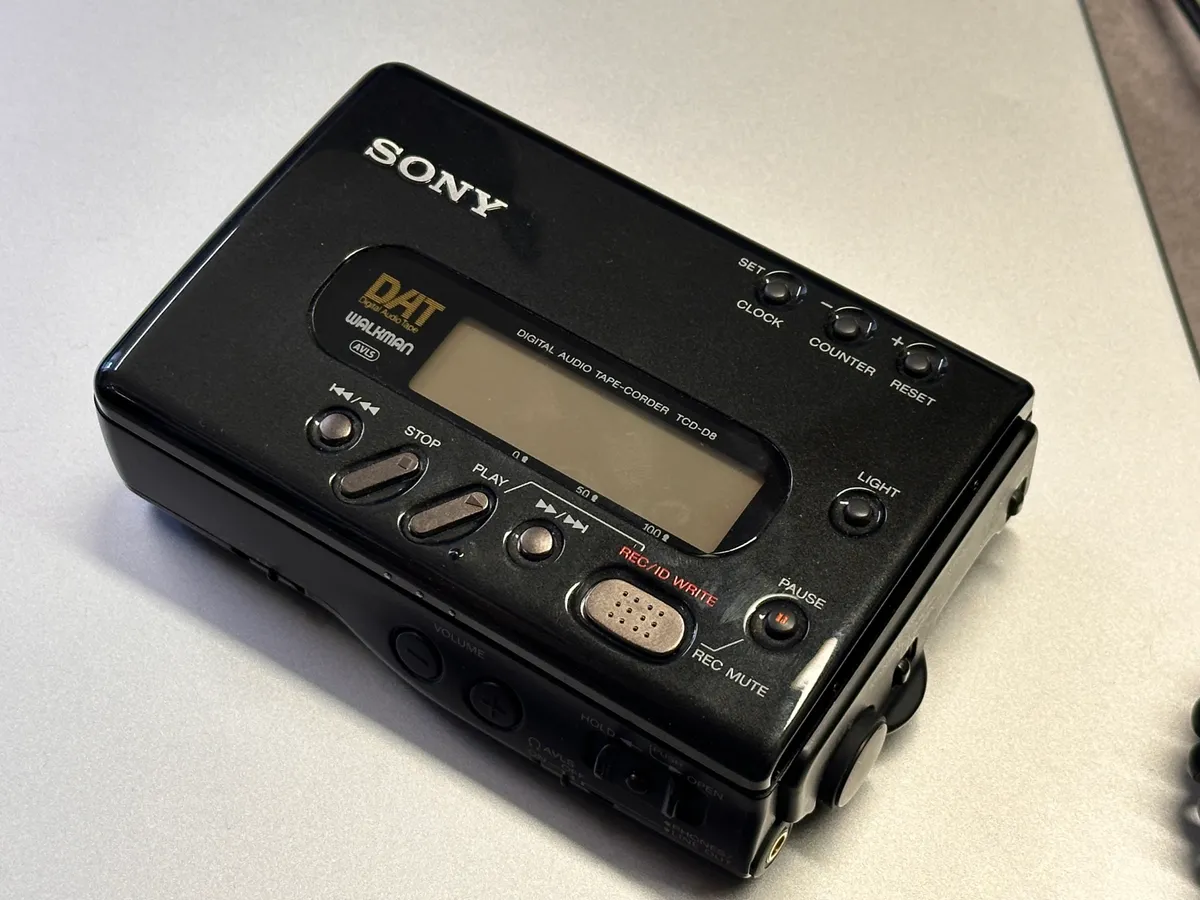 Used Sony TCD-D8 DAT recorders for Sale | HifiShark.com