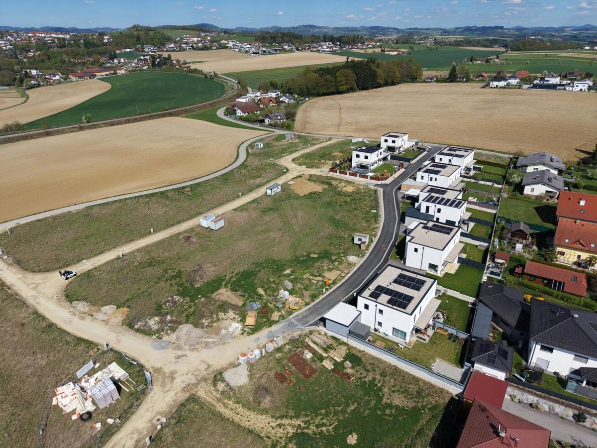 Am Türnbergfeld: Moderne, belagsfertige Doppelhäuser in Wartberg/Aist! - Ansicht 3