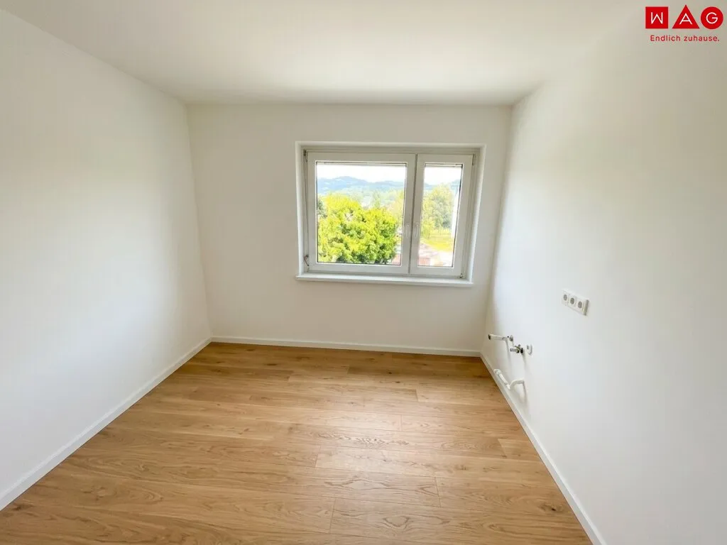 Sanierte 3-Zimmer-Wohnung im 3. Stock, große Loggia süd-westseitig! - Ansicht 3