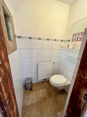 11-Zimmer-Gewerbeimmobilie mieten in Graz – 270 m², € 3.844 – Bild 30 von 34