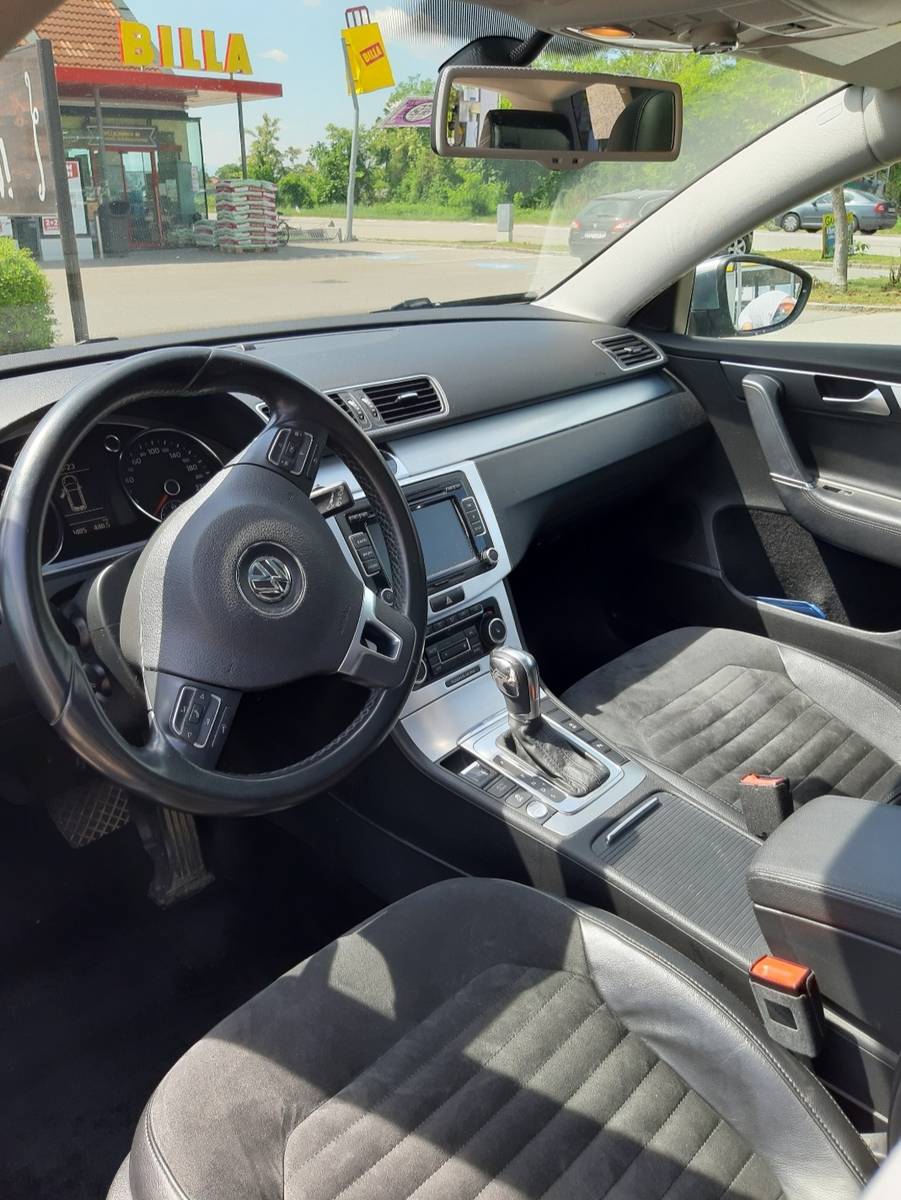 VW Passat Variant Highline BMT 2,0 TDI DPF DSG