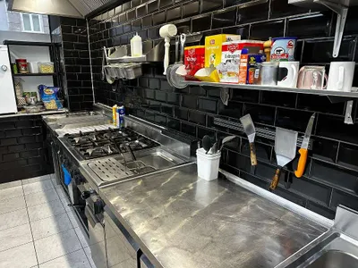 3-Zimmer-Gewerbeimmobilie mieten in Wien – 200 m², € 3.153