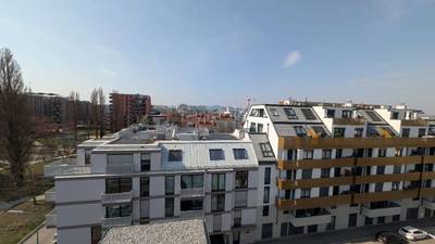 Rooftop Wohnung in großartiger Lage - Rooftop apartment in a great location – Bild 2