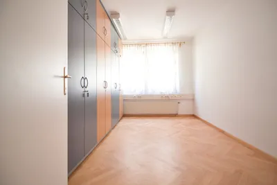 6-Zimmer-Gewerbeimmobilie mieten in Wien – 153 m², € 2.600 – Bild 7 von 14