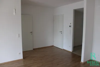 2-Zimmer-Wohnung mieten in Neunkirchen – 58,75 m², € 824 – Bild 6 von 12