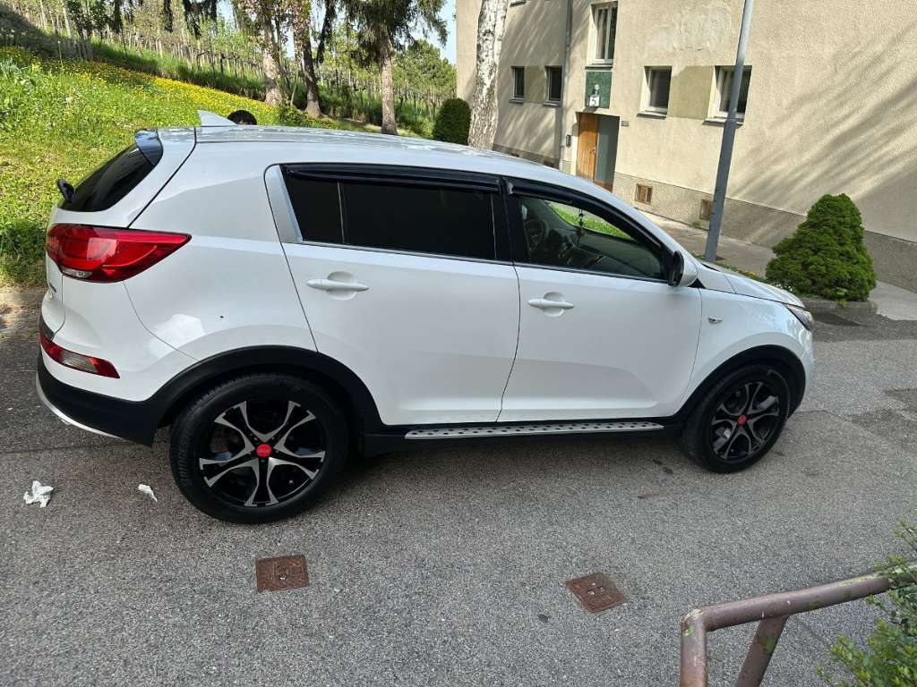 KIA Sportage 1.7 Crdi Österreich Edition SUV / Geländewagen