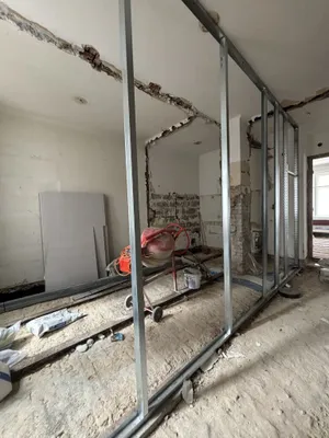 1070! ERSTBEZUG - Generalsanierung läuft! Tolle 4 Zimmer Altbau in der Neubaugasse! – Bild 2