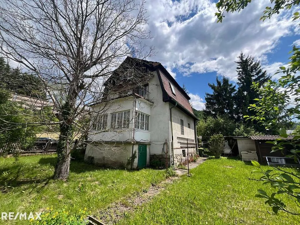 Sanierungsbedürftiges Einfamilienhaus in Bruck a. d. Mur, 110 m², € 130