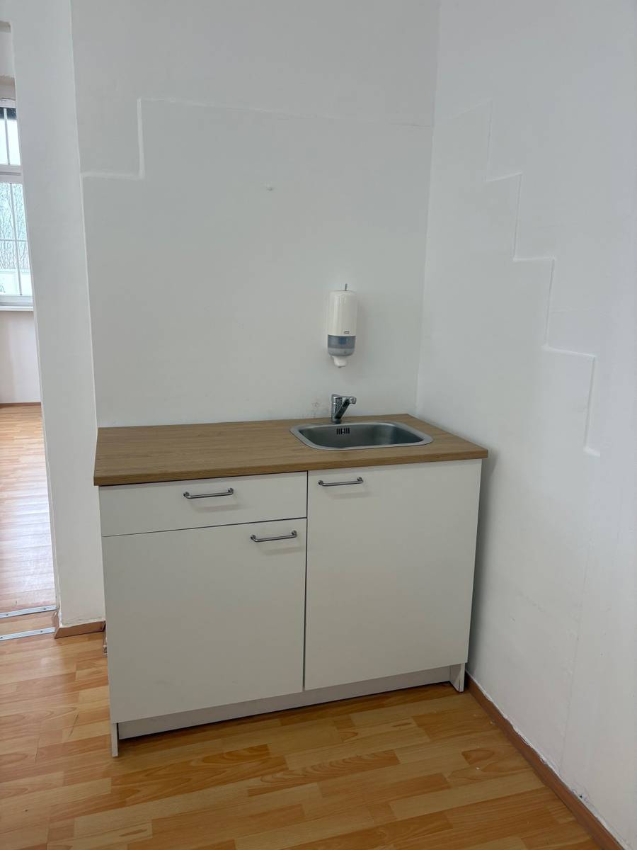 Kosmetikstudio im Palais Werndl zu vermieten - Ansicht 2