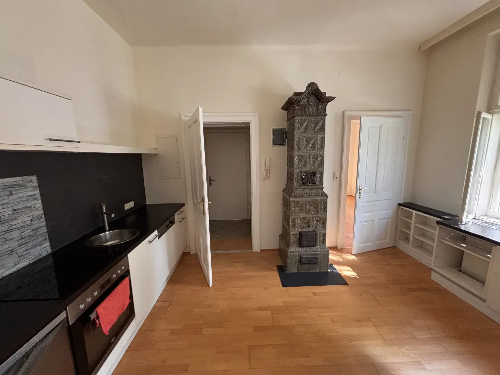 Sanierte 44 m²-Wohnung in Jugendstilvilla im Zentrum von Leibnitz inkl. Garten und Carport - Ansicht 3