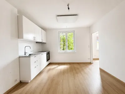 Helle 2-Zimmer Wohnung mit Blick in den Innenhof | Dreihausgasse