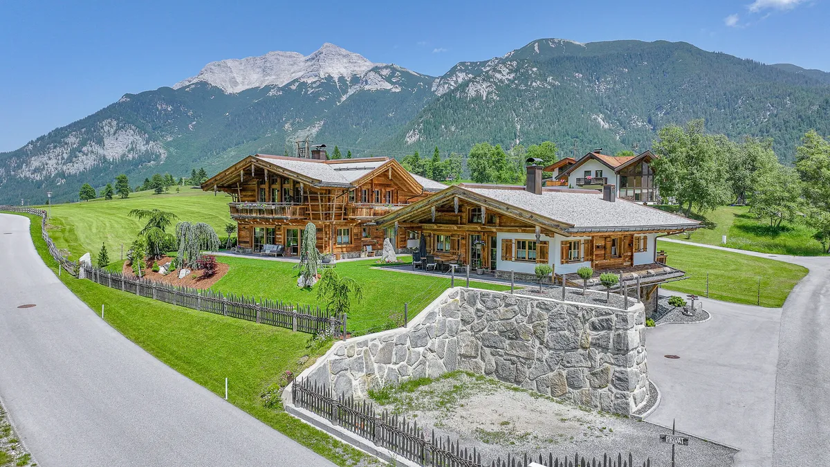Exklusives Chalet-Duo in Top-Ruhelage - Ansicht 2
