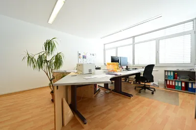 4-Zimmer-Gewerbeimmobilie mieten in Salzburg-Umgebung – 143 m², € 1.700 – Bild 5 von 8