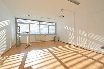 4-Zimmer-Gewerbeimmobilie mieten in Salzburg-Umgebung – 143 m², € 1.700 – Bild 7 von 8