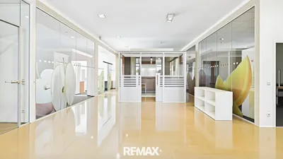 5-Zimmer-Gewerbeimmobilie mieten in Linz Land – 171 m², € 3.035