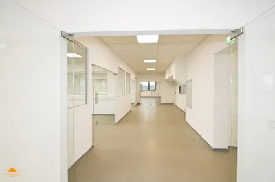5-Zimmer-Gewerbeimmobilie mieten in Baden – 278 m², € 3.000 – Bild 8 von 18