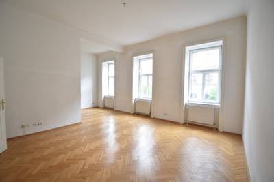 Helle 2 - Zimmer Altbauwohnung | unbefristet | ab sofort