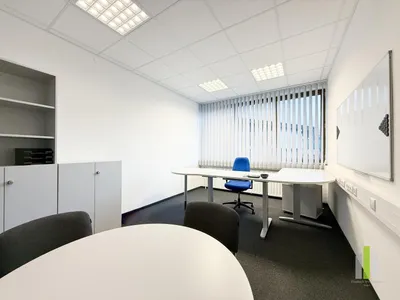 1-Zimmer-Gewerbeimmobilie mieten in Salzburg-Umgebung – 18 m², € 274 – Bild 2 von 3