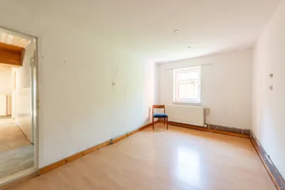 Haus kaufen in Gmunden – 129 m², € 189.000 – Bild 8 von 18