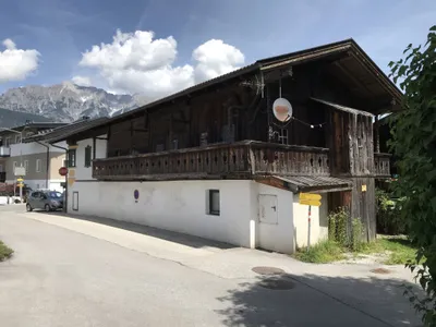 Haus kaufen in Innsbruck-Land – 254 m², € 350.000 – Bild 2 von 37