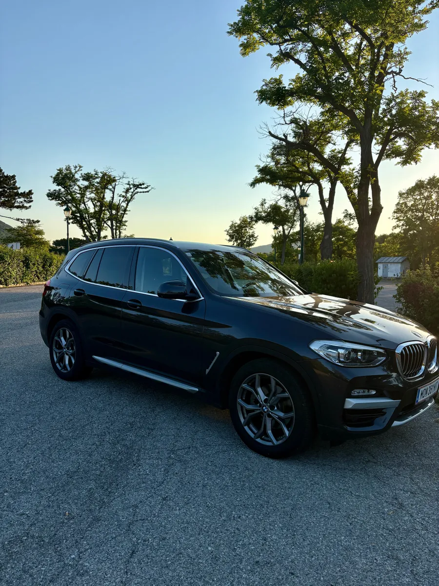 BMW X3 2019 photo 2
